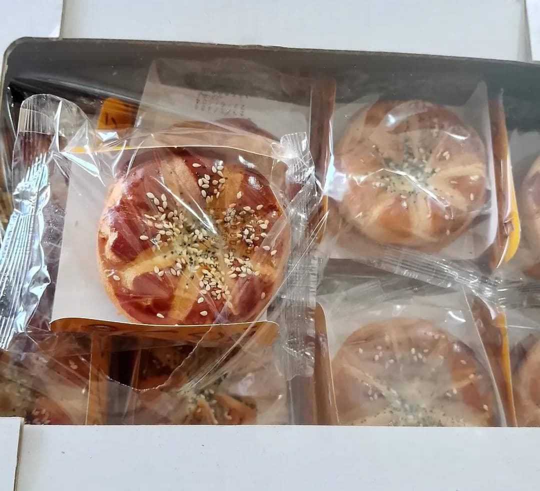 فروش و پخش کیک و کلوچه دهقانی در ورامین