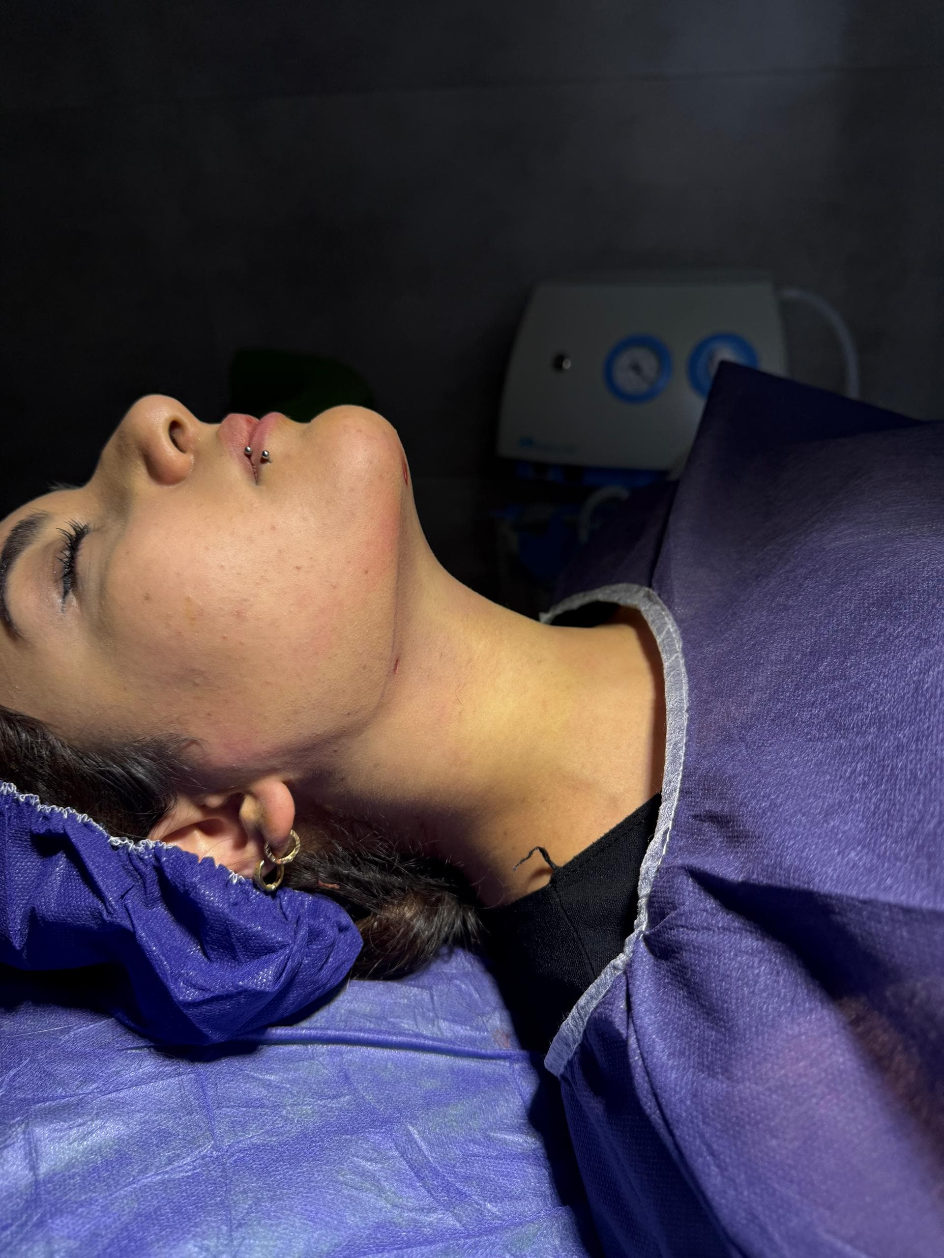 مرکز زیبایی دکتر وحید عباس نژاد در شریعتی تهران