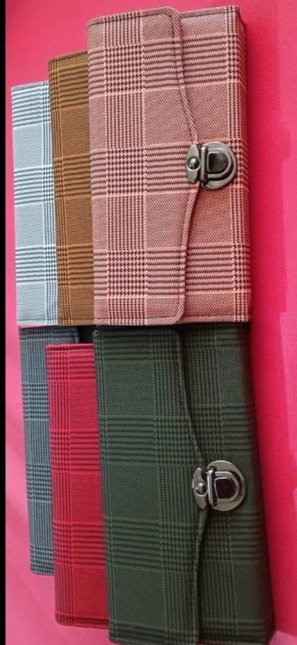 تولید و فروش عمده کیف پول لاوین در گلستان تهران