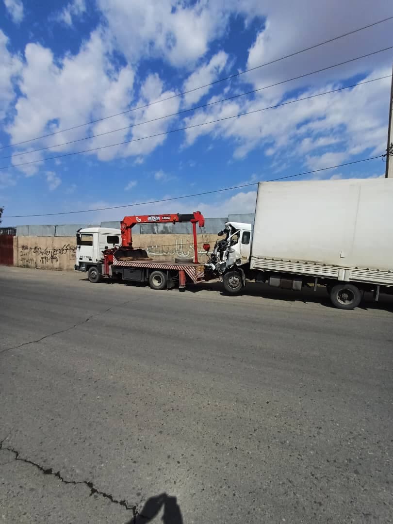 اجاره جرثقیل کفی دار و دکل بلند محمد در پاکدشت