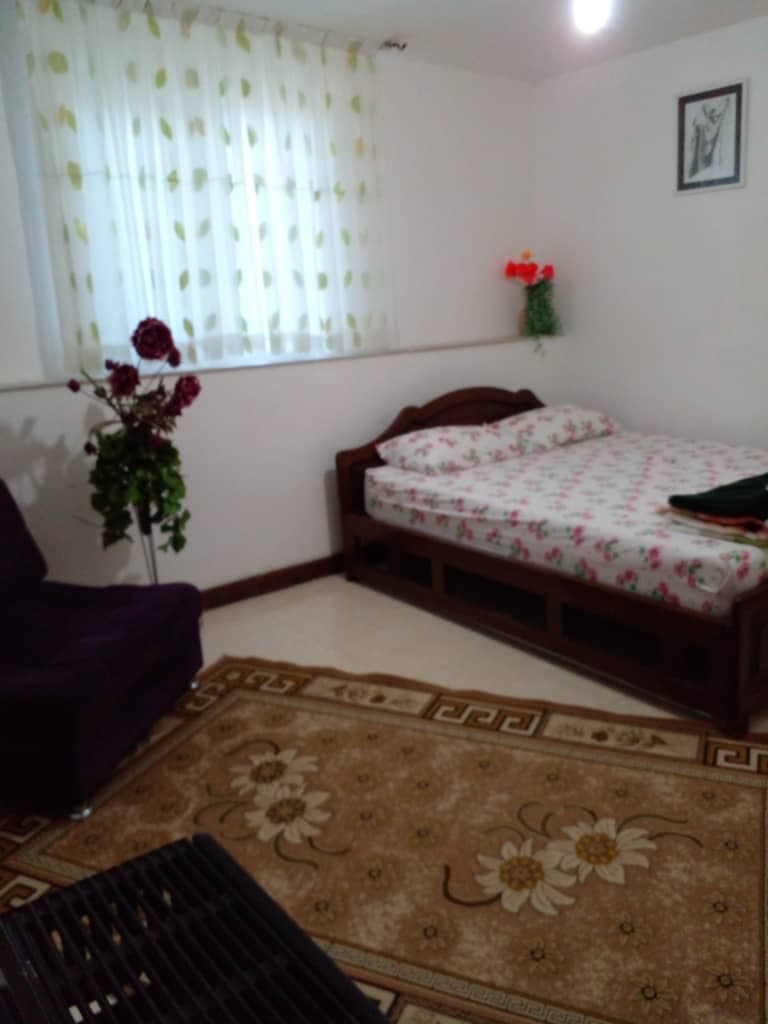 اجاره ویلا شبانه روزی دوخوابه آذری در کلاردشت