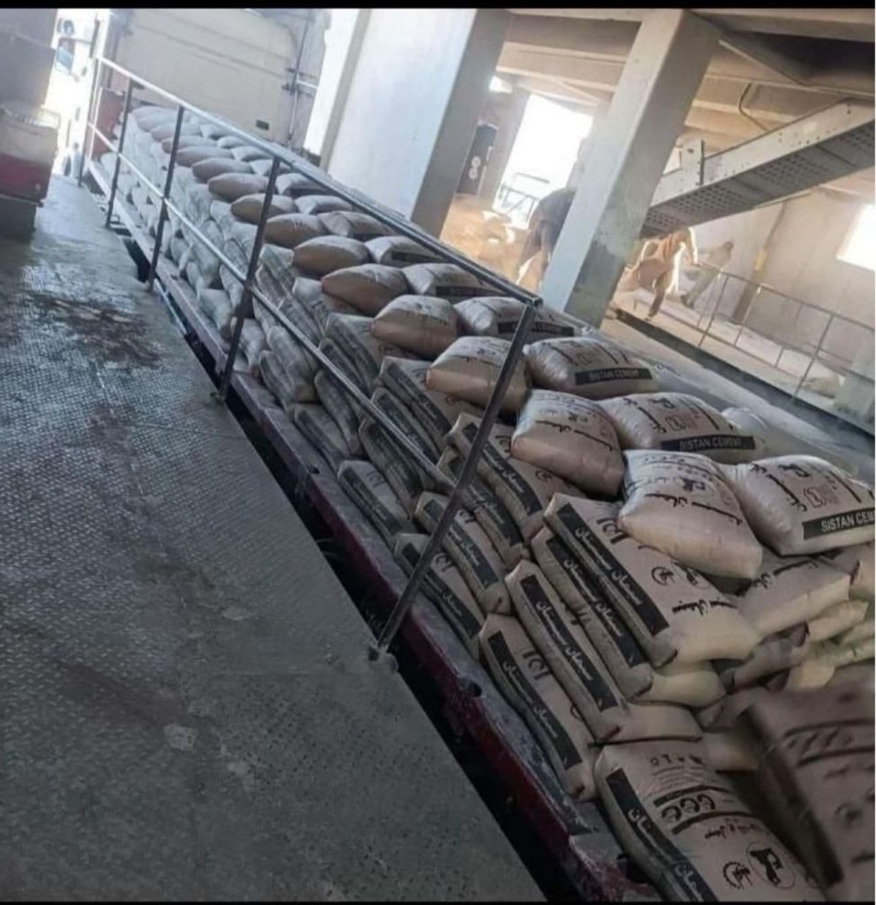 فروش مصالح ساختمانی میهن سازان در زاهدان