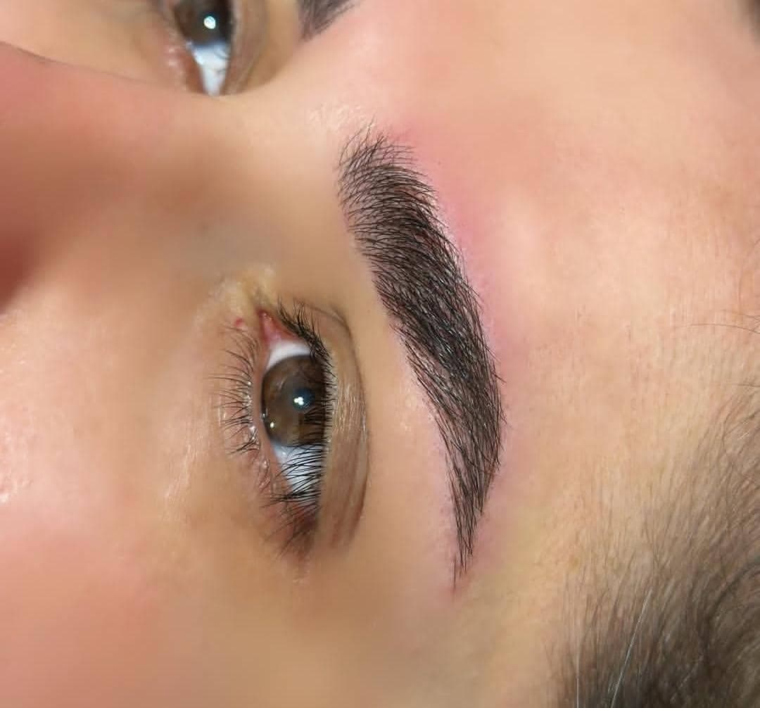 آموزش خدمات تخصصی آرایش دائم و شیدینگ لب فاطمه شاهی در آمل