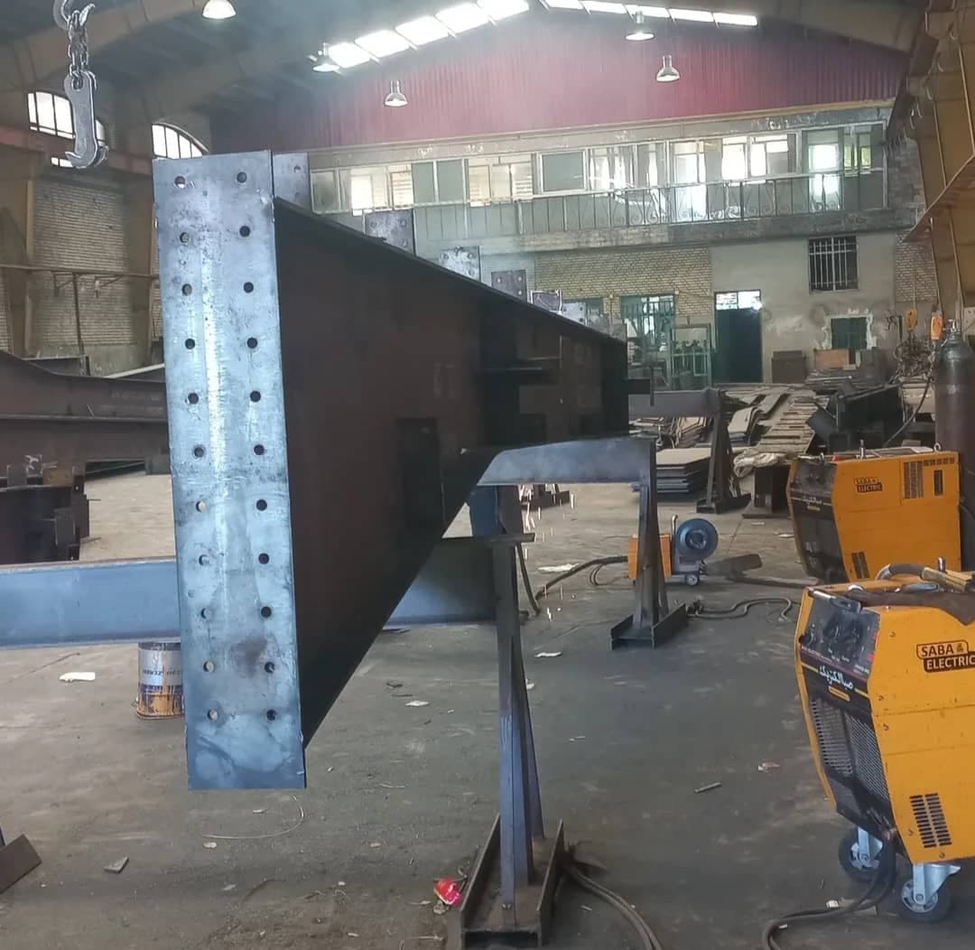 ساخت و نصب سوله و اسکلت فلزی جاویدان فلز در صفادشت