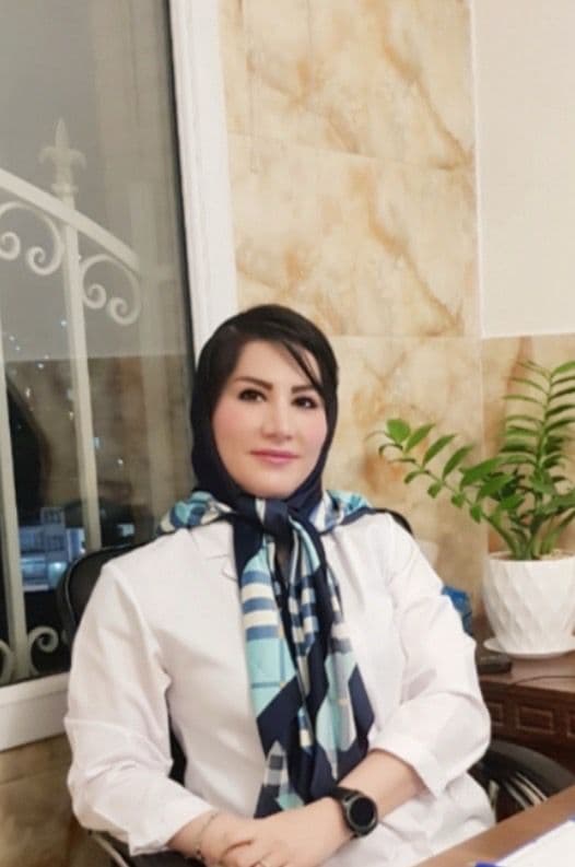 دکتر بهاره غفوری پور متخصص داخلی و فوق تخصص ریه در کرج