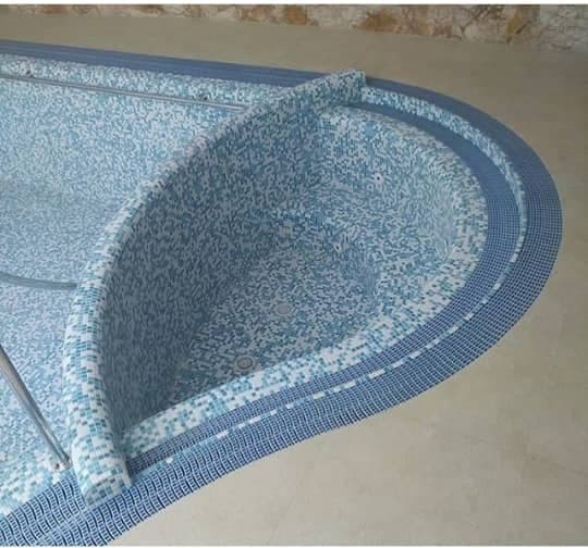 استخر سازان اطلس در شهریار