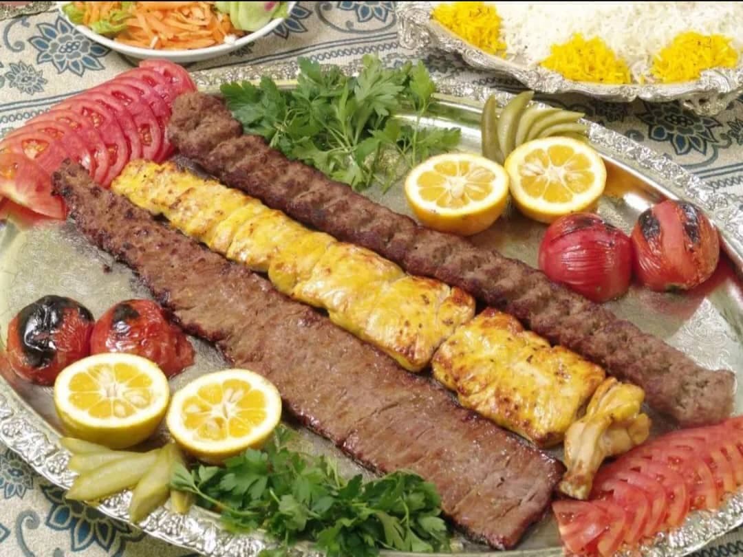 تهیه غذا امیر کبیر در رودهن