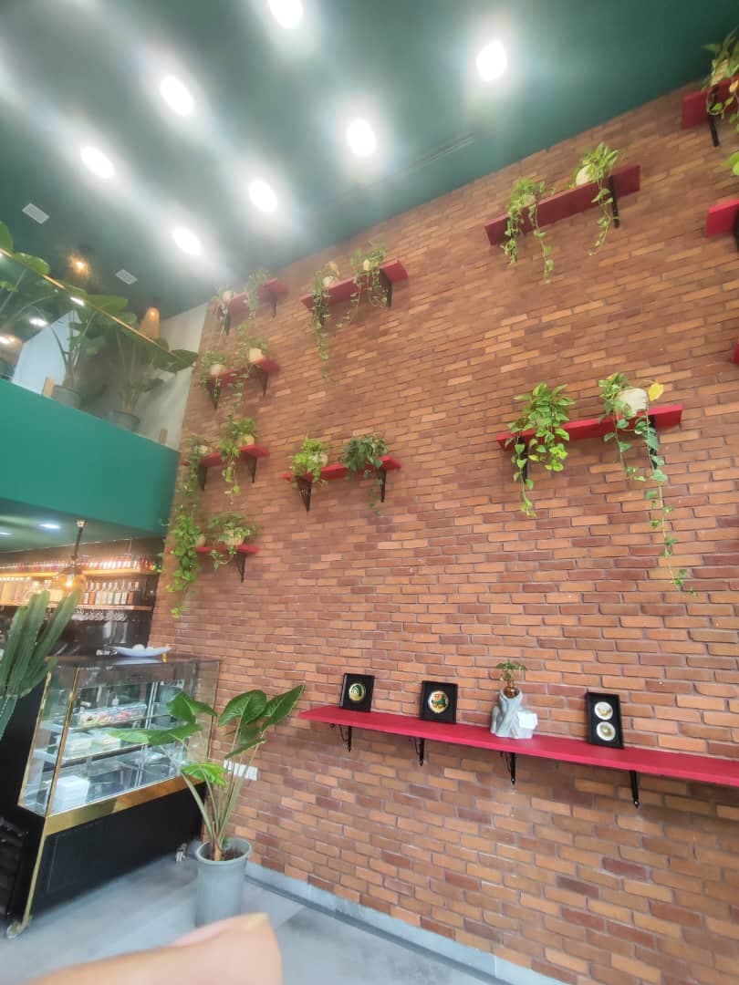 کافه رستوران نوشت در گلسار رشت