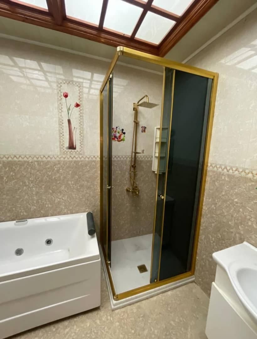 تولید و نصب شیشه بالکنی و سکوریت ایمن در عسگری در دزفول