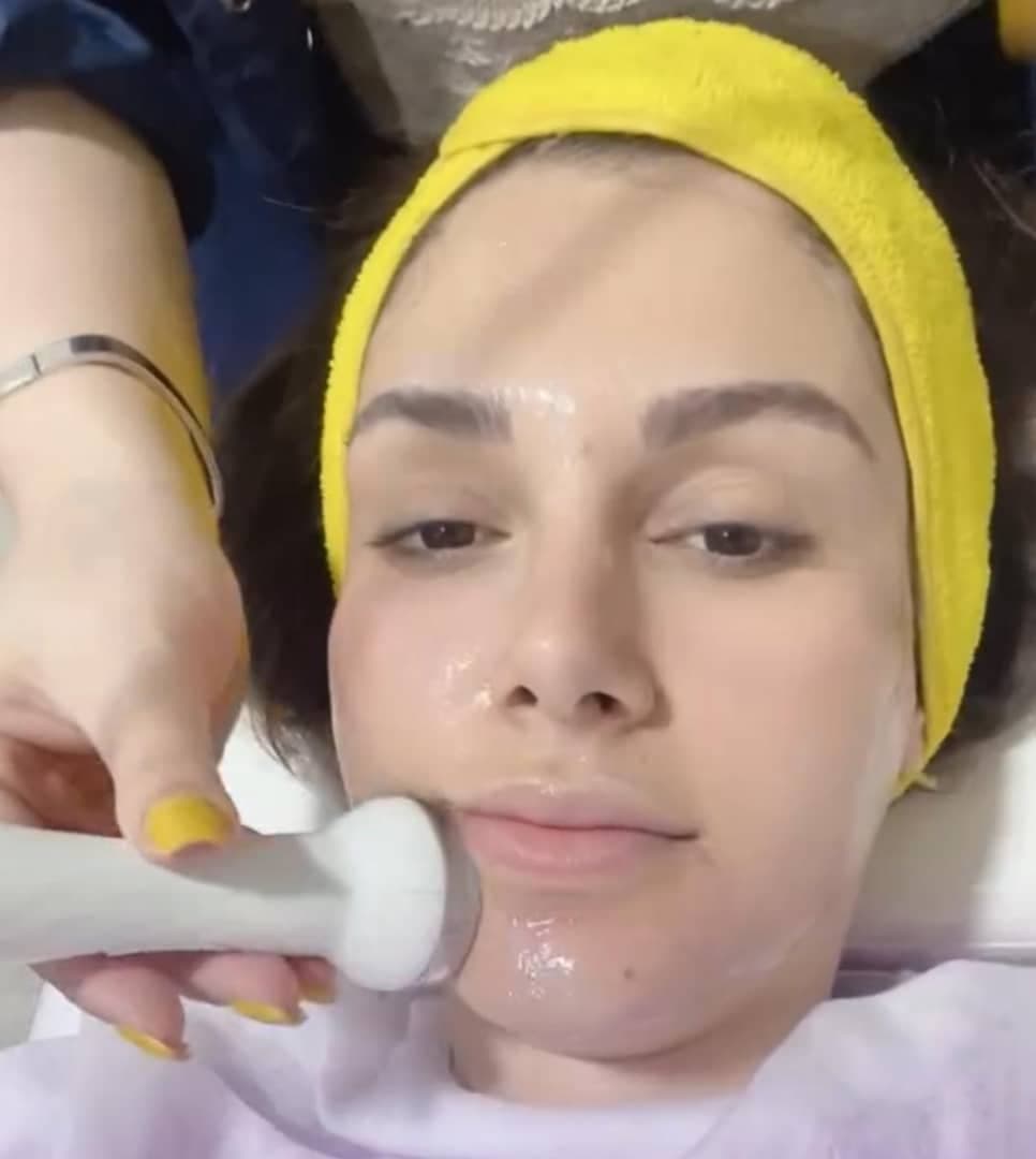 کلینیک زیبایی استار بیوتی سیرجان