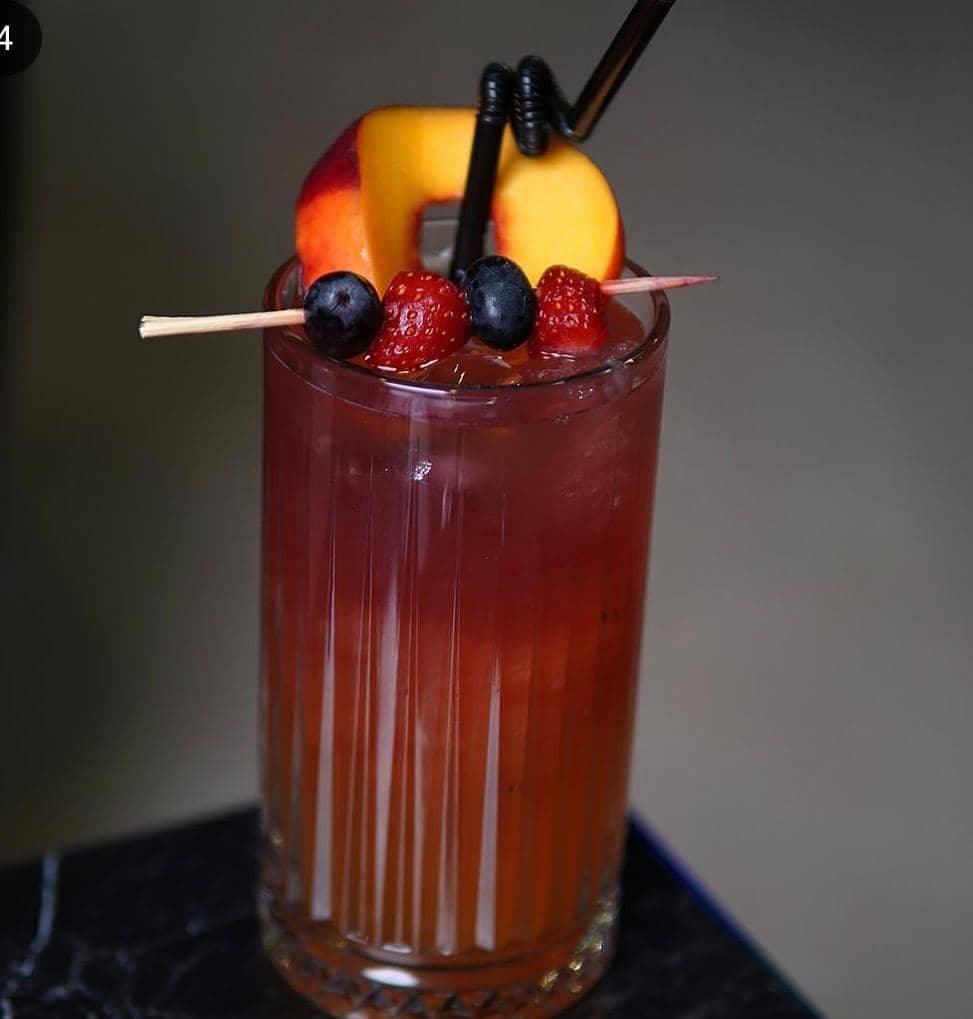 کافه نایت در طرقبه