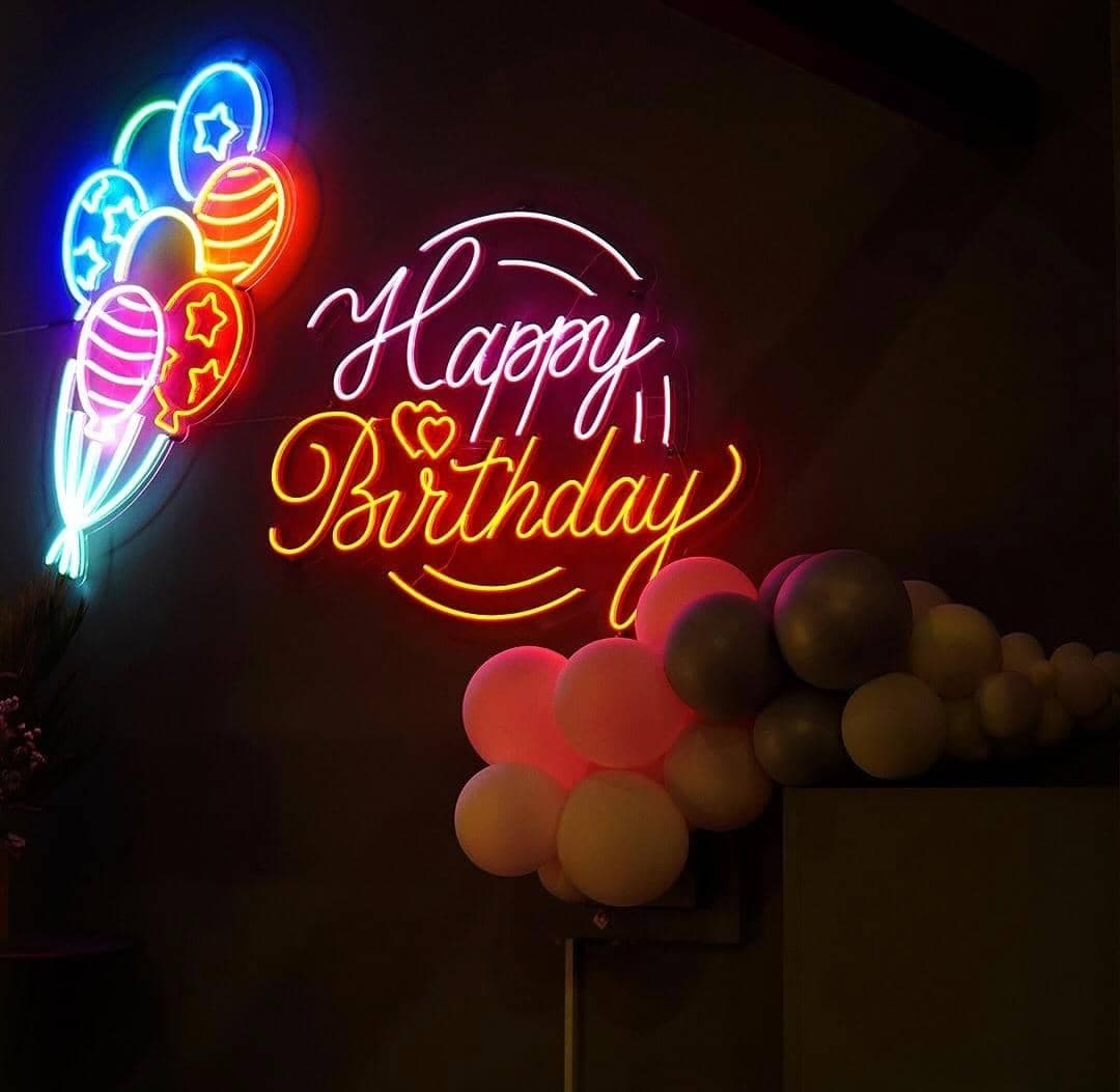 کافه نایت در طرقبه