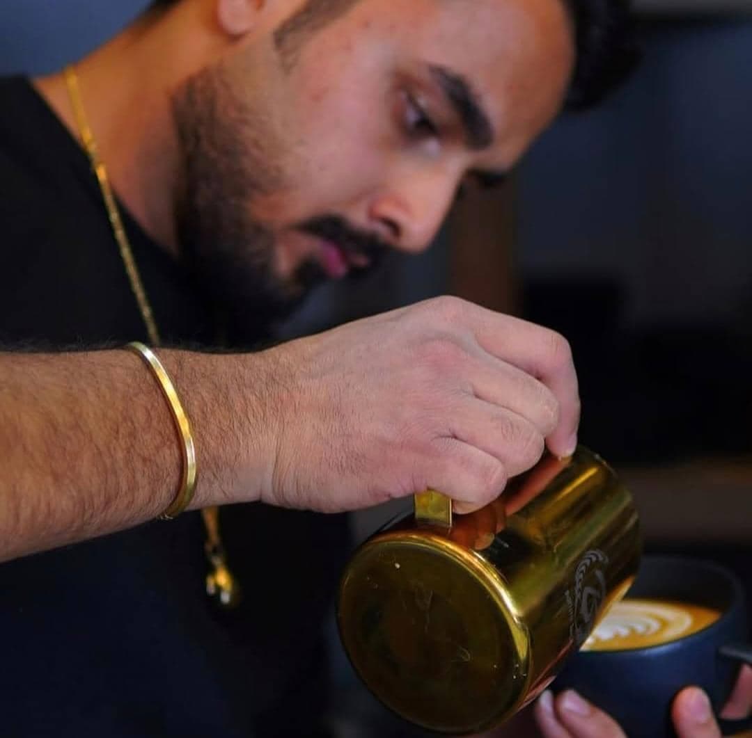 کافه نایت در طرقبه