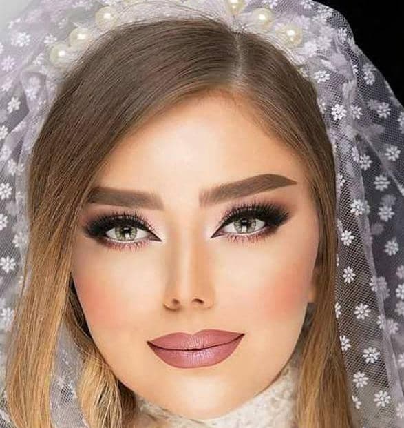 سالن تخصصی زیبایی عروس ثاره رضایی در سعیدیه همدان