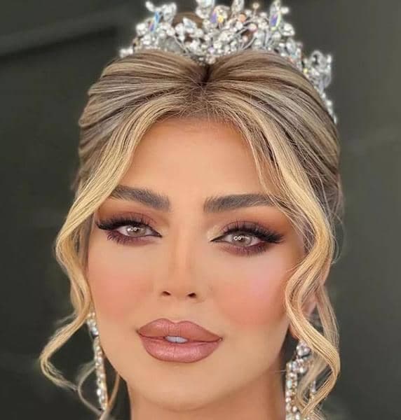 سالن تخصصی زیبایی عروس ثاره رضایی در سعیدیه همدان