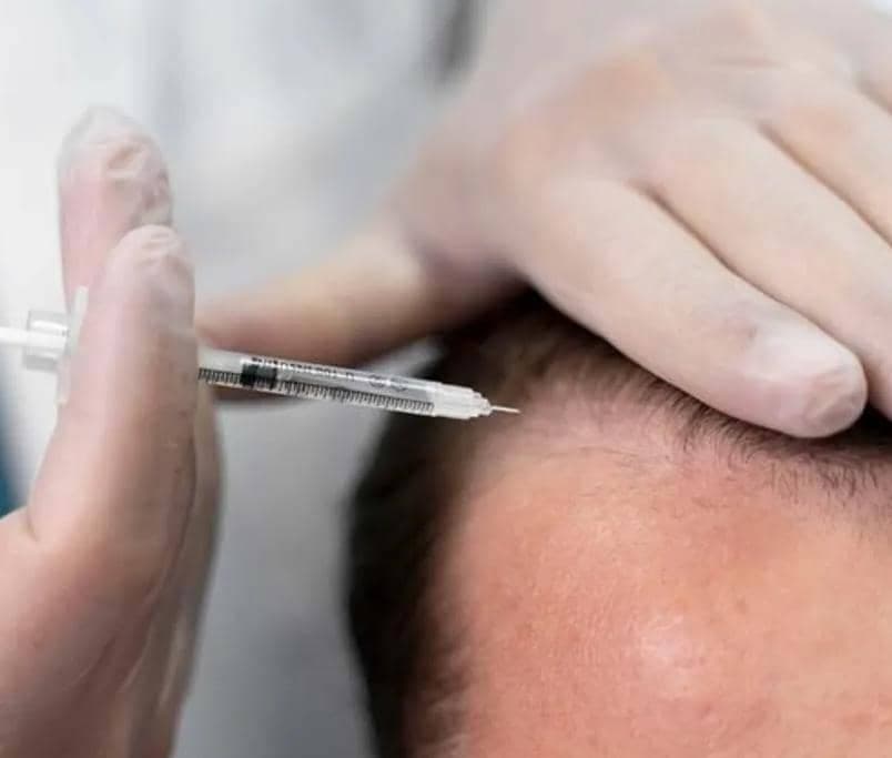 کلینیک تخصصی پوست و مو سینا در ولیعصر تبریز