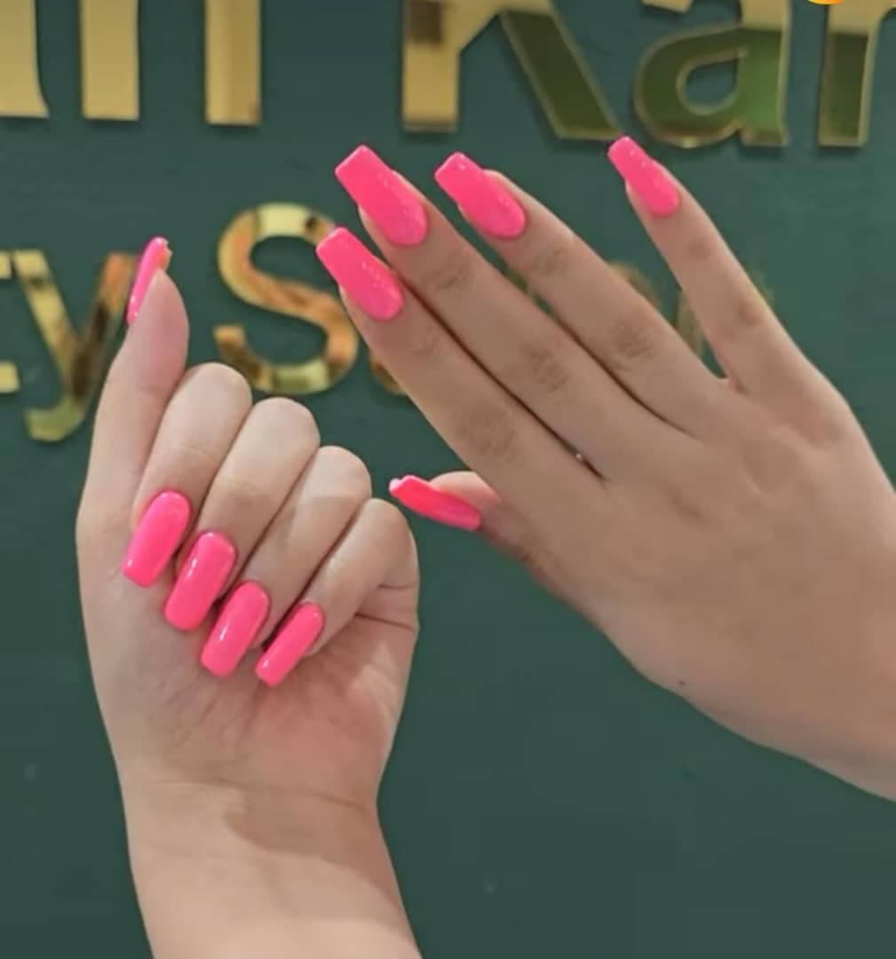 سالن زیبایی یاسمن کریمی در رازی شاهین شهر