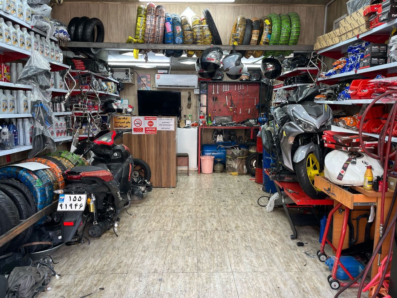 تعمیرگاه موتور سیکلت محمد حیدری در جنت آباد مرکزی تهران