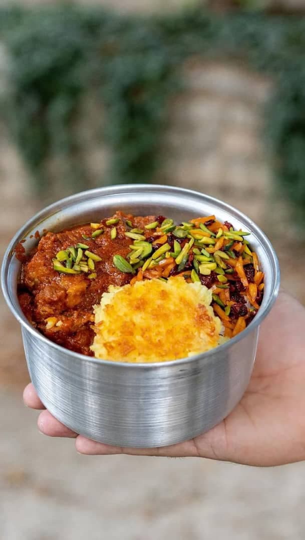 کترینگ و غذای خانگی آیسان در اصفهان
