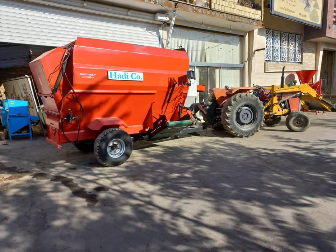 واردات و تولید دستگاه فیدر میکسر ثابت و متحرک ابتکار هادی در اصفهان