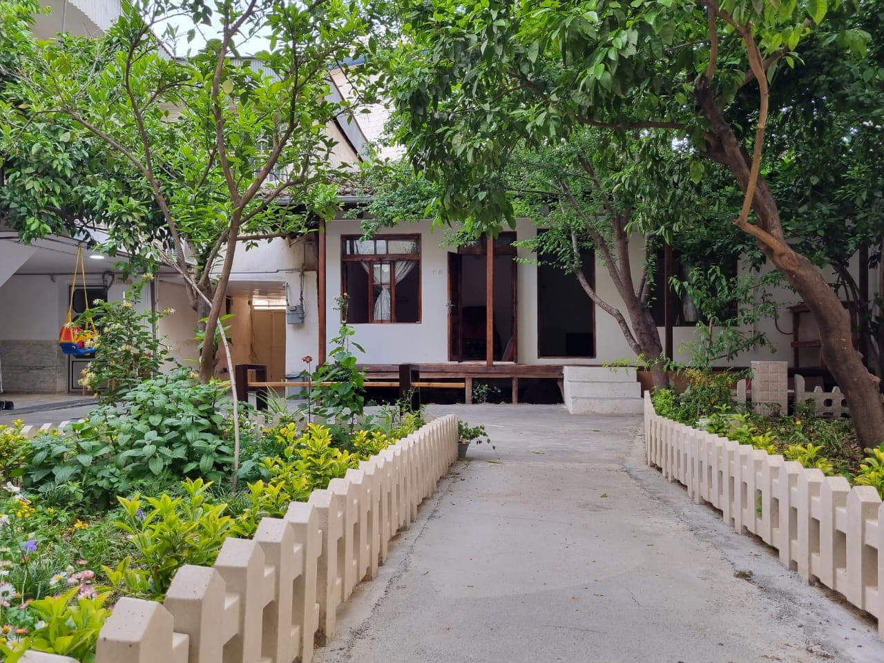 اقامتگاه بی بی گل در کردکوی