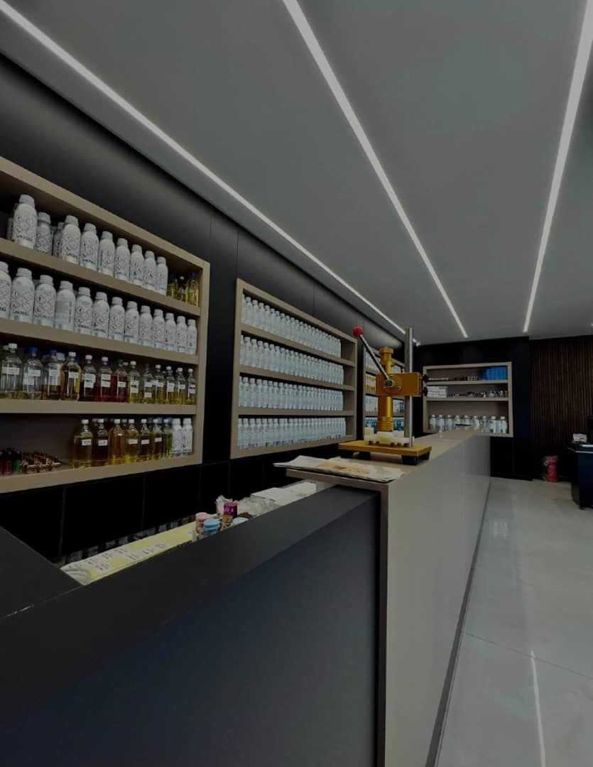 فروشگاه عطر سوئیس سنجابی در کرمانشاه