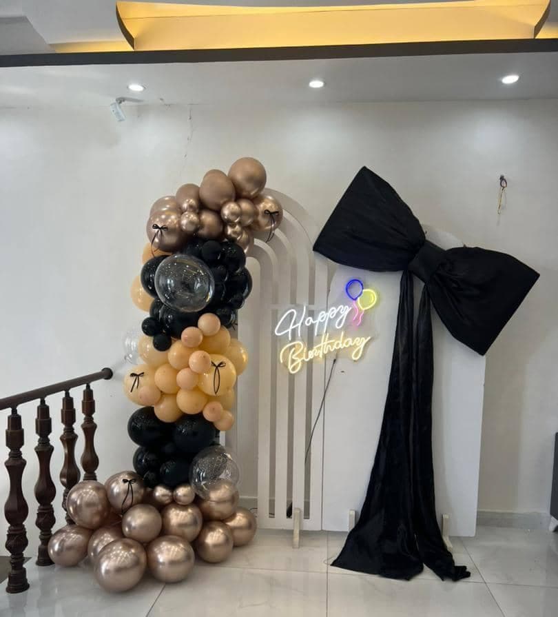 اجاره میز و صندلی تاشو حسین پور در سردرود تبریز