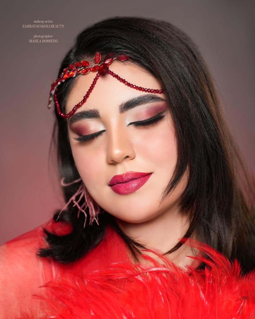 آموزشگاه و سالن زیبایی عقیق در رفسنجان