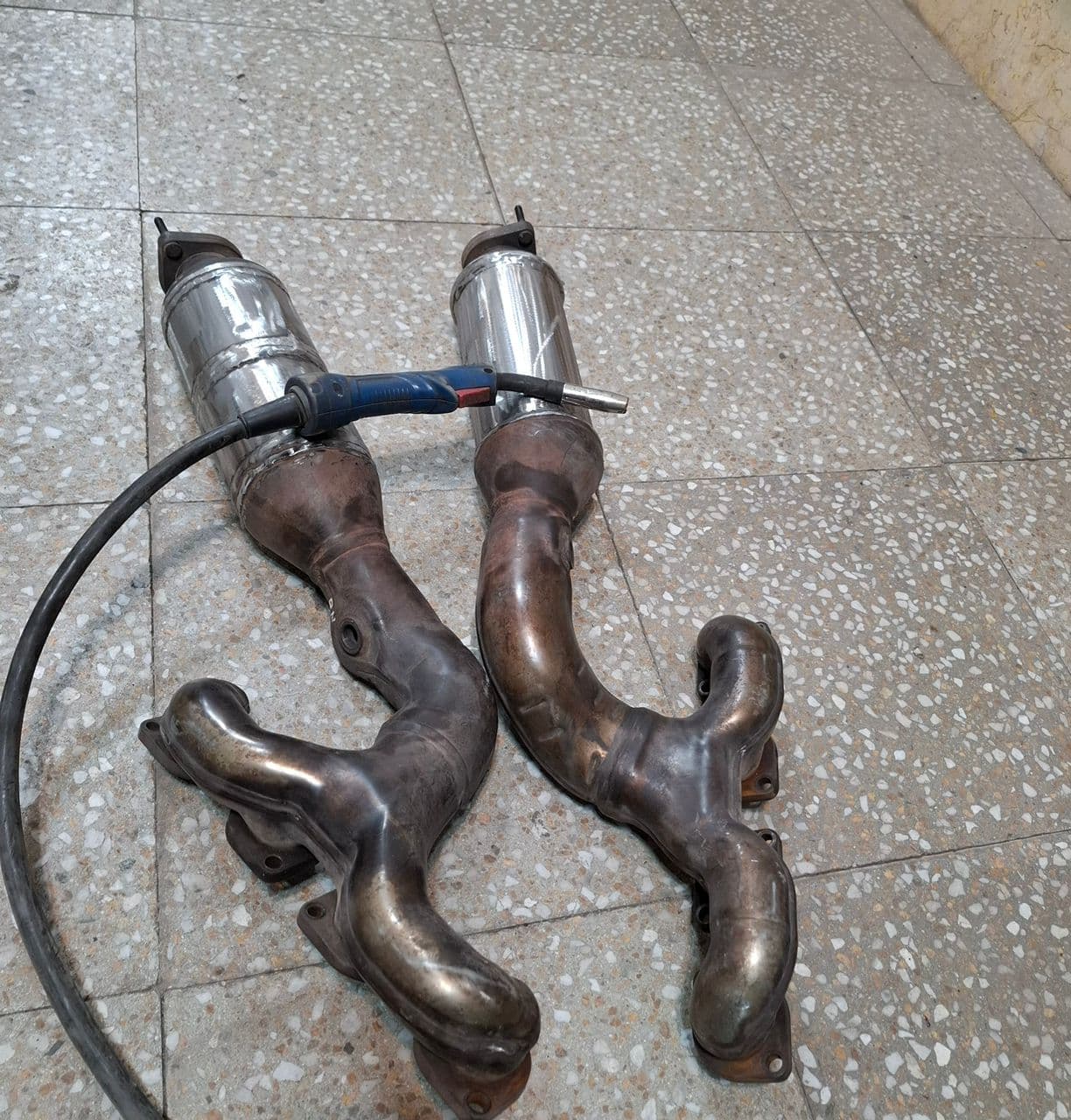 خدمات تخصصی اگزوز اکبر در ارومیه