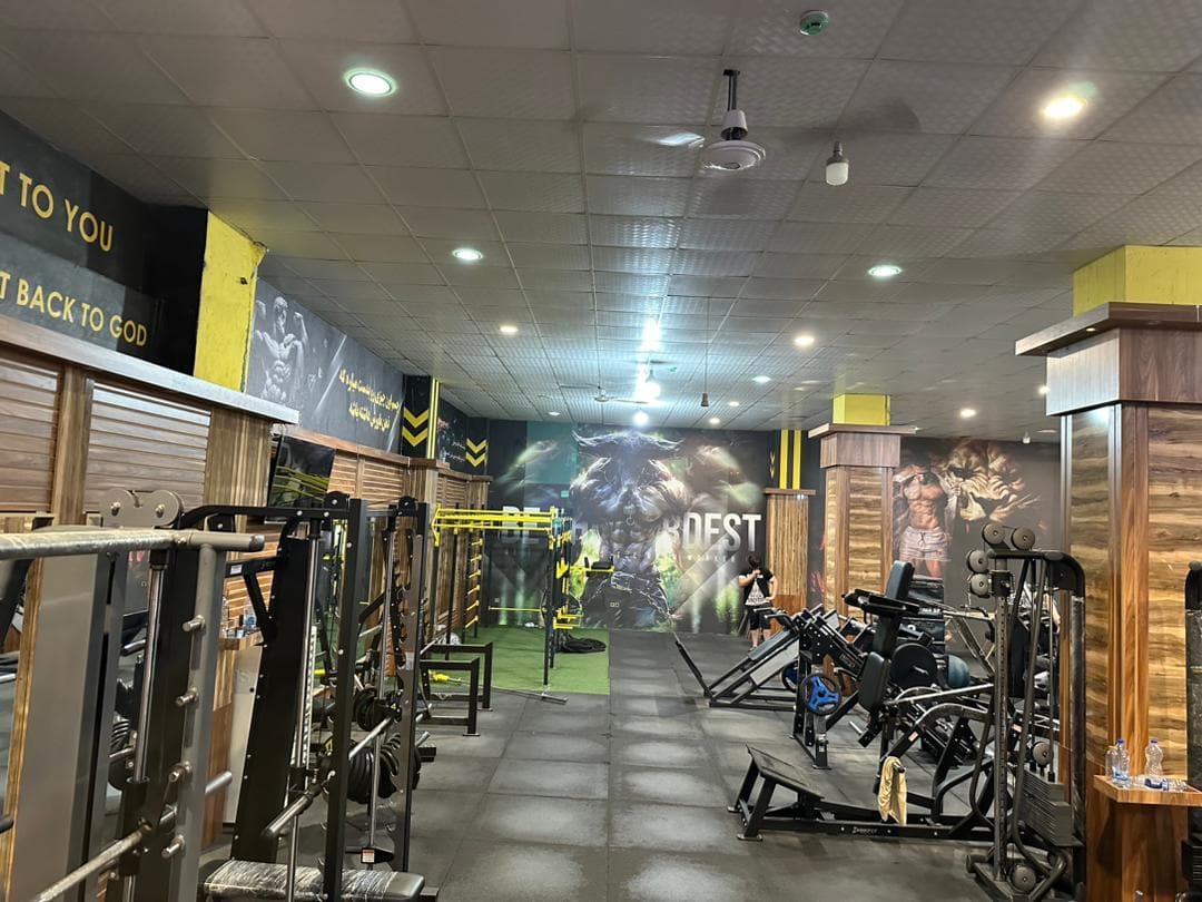 باشگاه بدنسازی و پرورش اندام امپراطور در تبریز