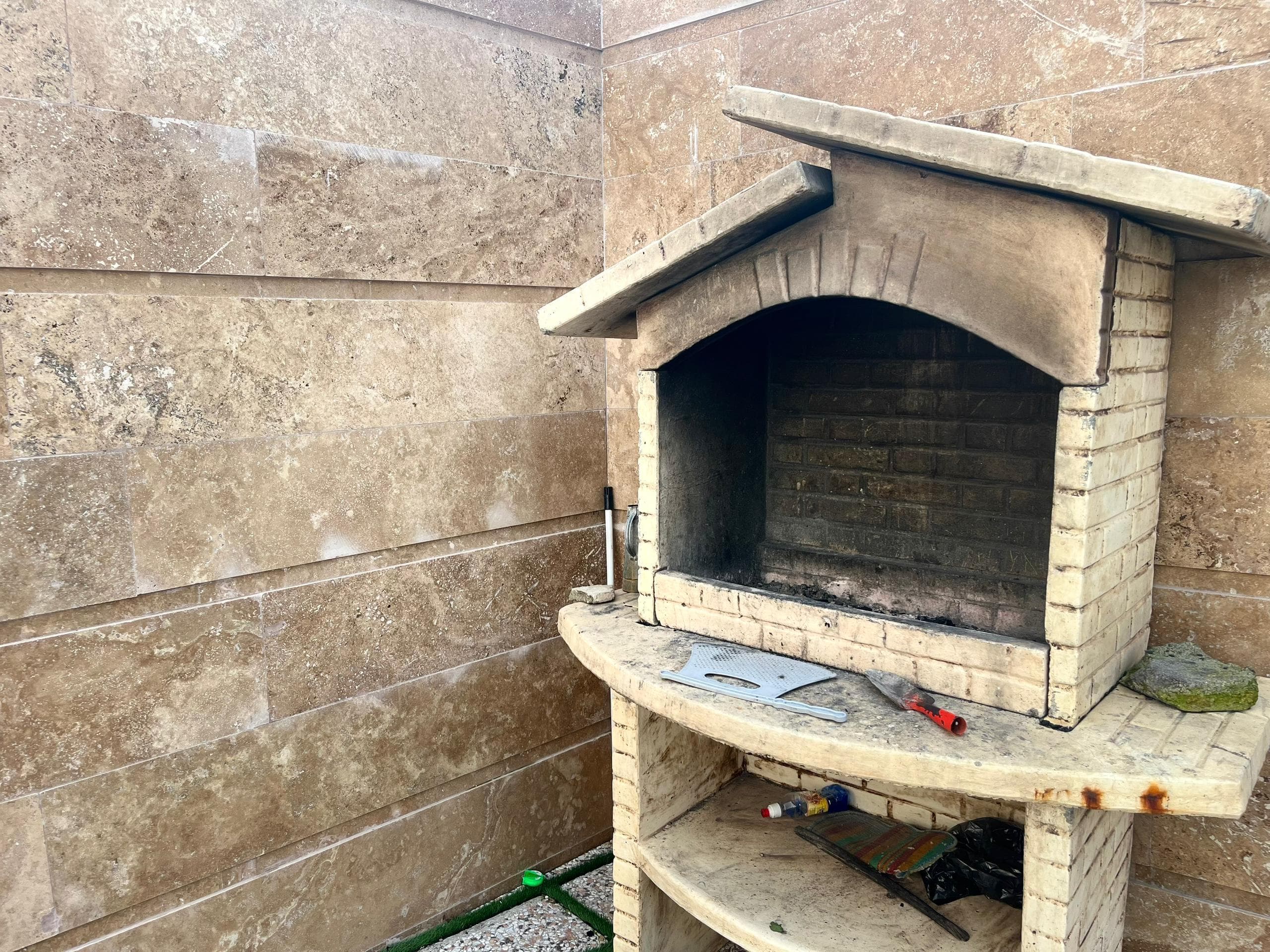 مشاور املاک گیلان ملک در بندرانزلی