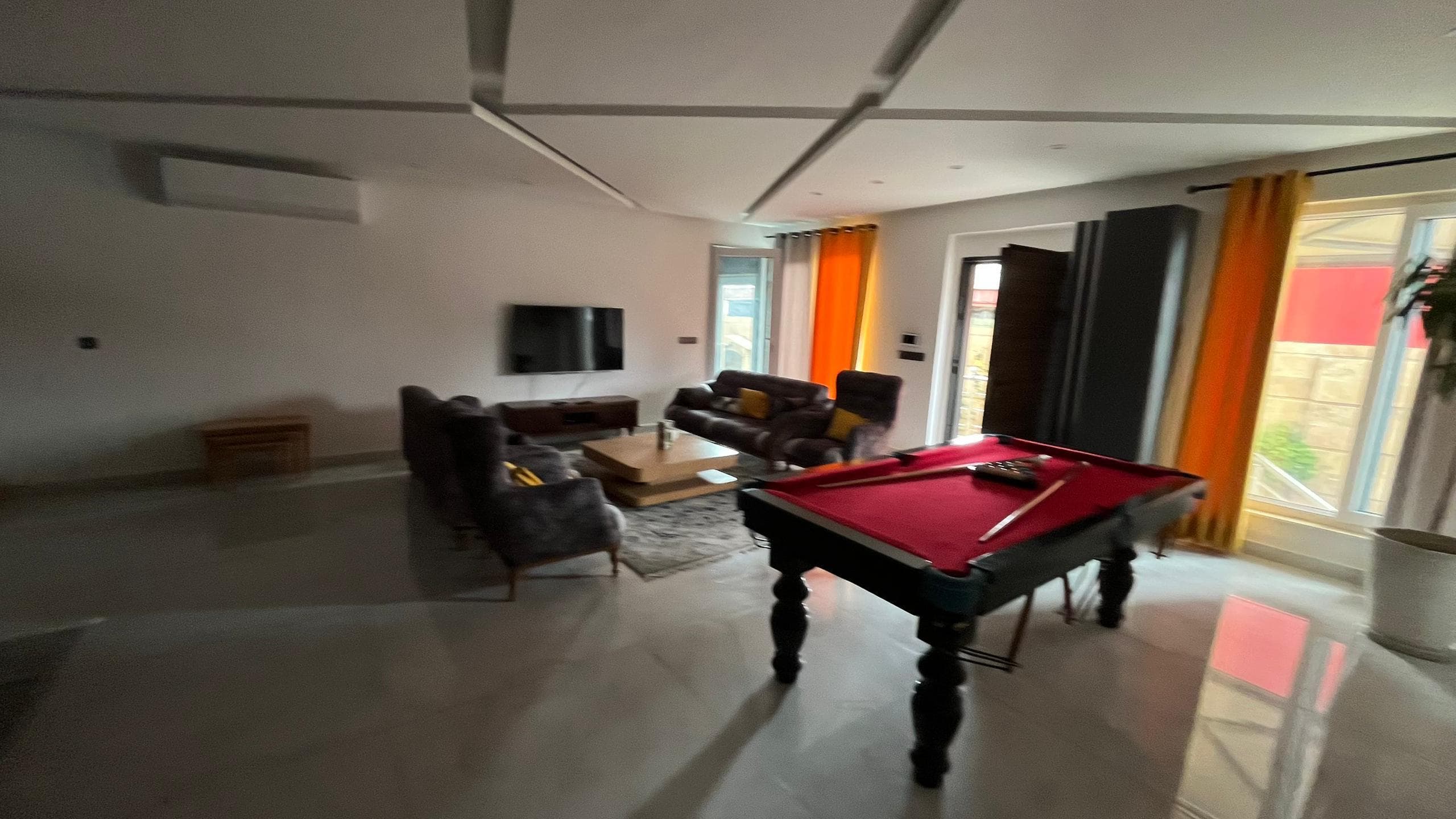 مشاور املاک گیلان ملک در بندرانزلی