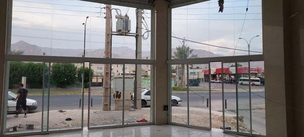 فروش و نصب درب برقی و بالابر درب سازان در بندر کنگان