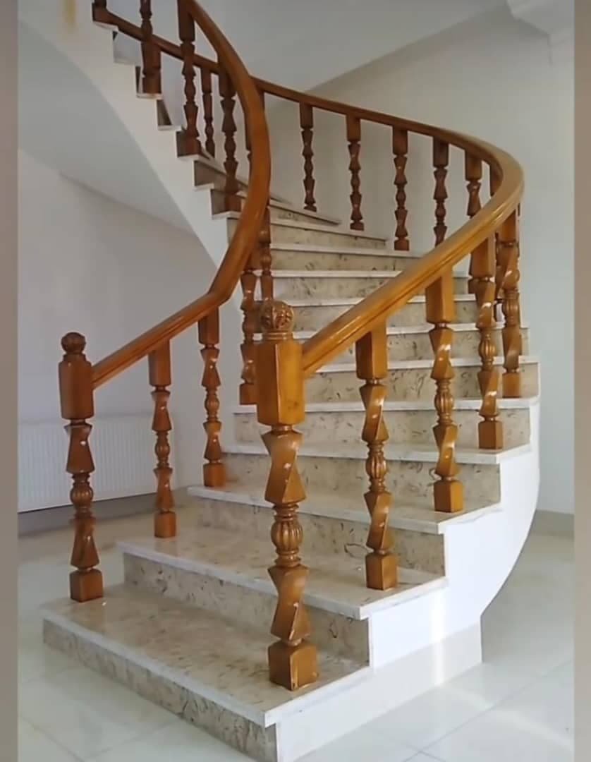 تولید و فروش پله آماده و نرده صنایع چوبی نورانی قزل آغاج در گیلان