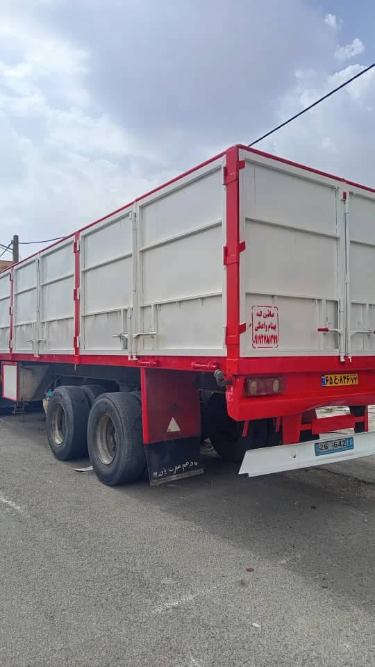 لبه سازی کانتینر و تریلی بهنام واعظی در زنجان