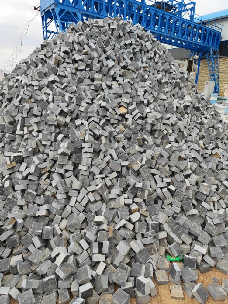 لایبید سنگ پویا در میمه