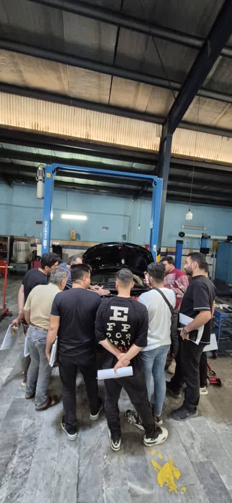 آموزش مکانیک برق خودرو کارآوران صنعت در اصفهان