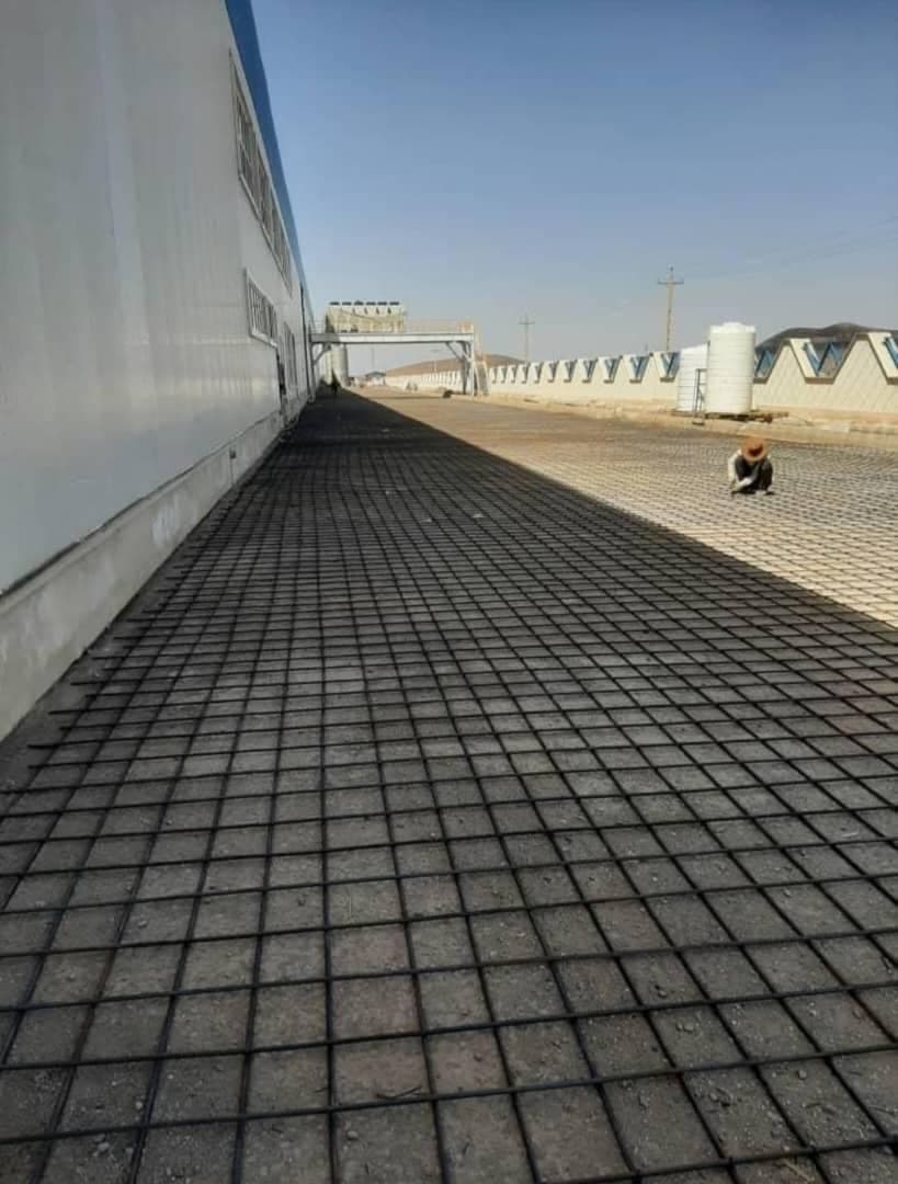 اجرای بتن و کف سازی با ماله پروانهای بدر بتن در شیراز