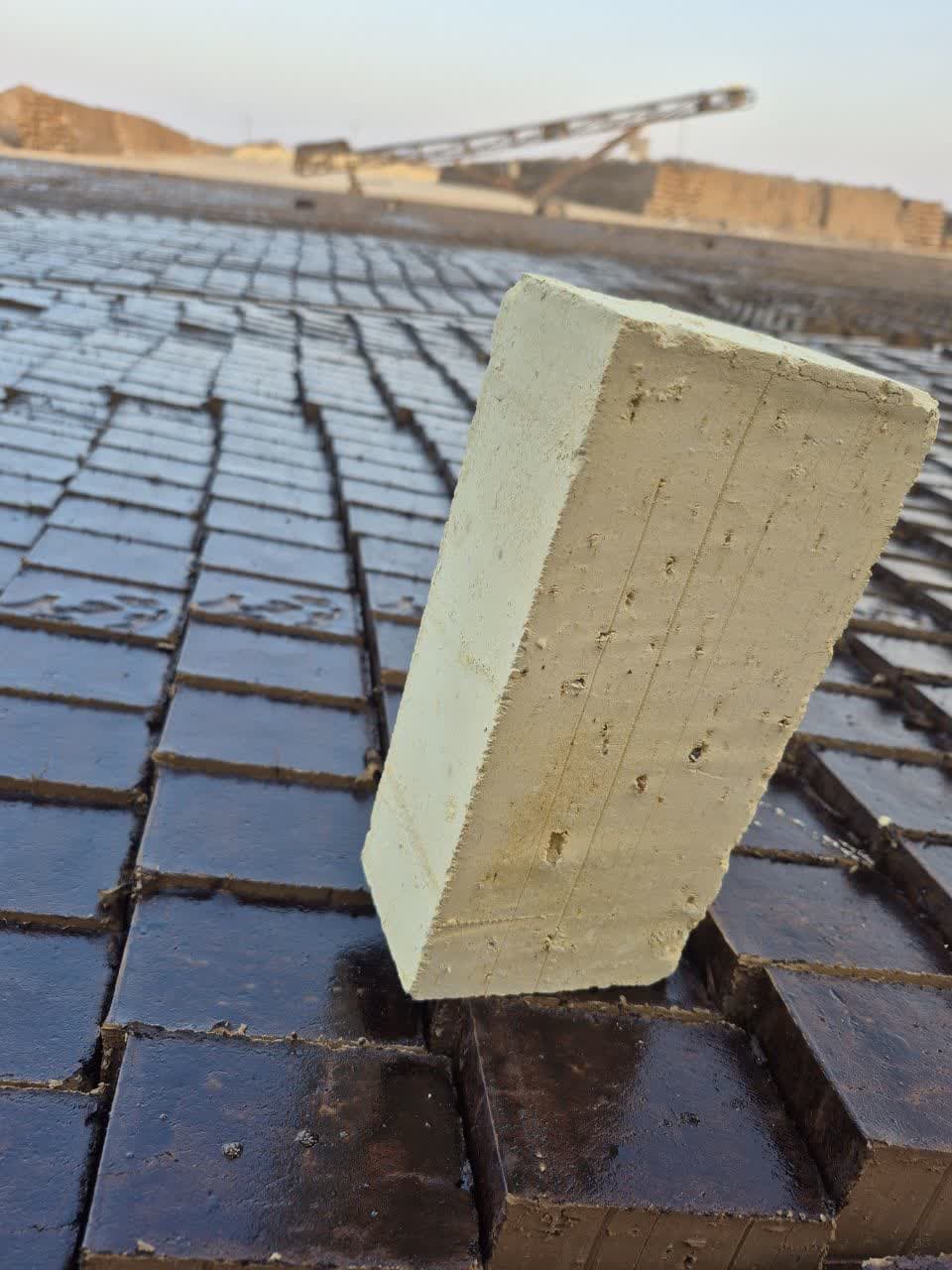 تولید و فروش آجر زبره فشاری فروغی در اصفهان