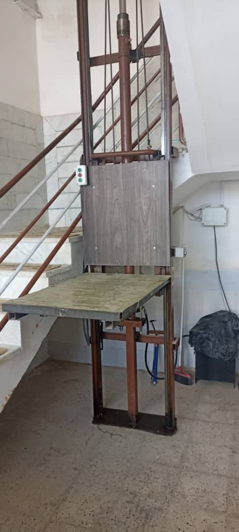 تولید و فروش بالابر و آسانسورهای هیدرولیک ایمن یاران طهماسبی در اصفهان