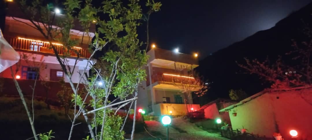 اقامتگاه بومگردی میشکا در گرگان