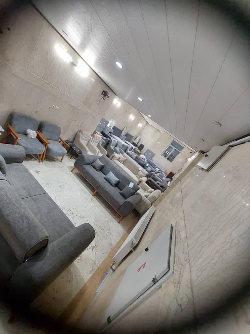 تولیدی مبلمان لوکس به مدیریت ابراهیمی در قم