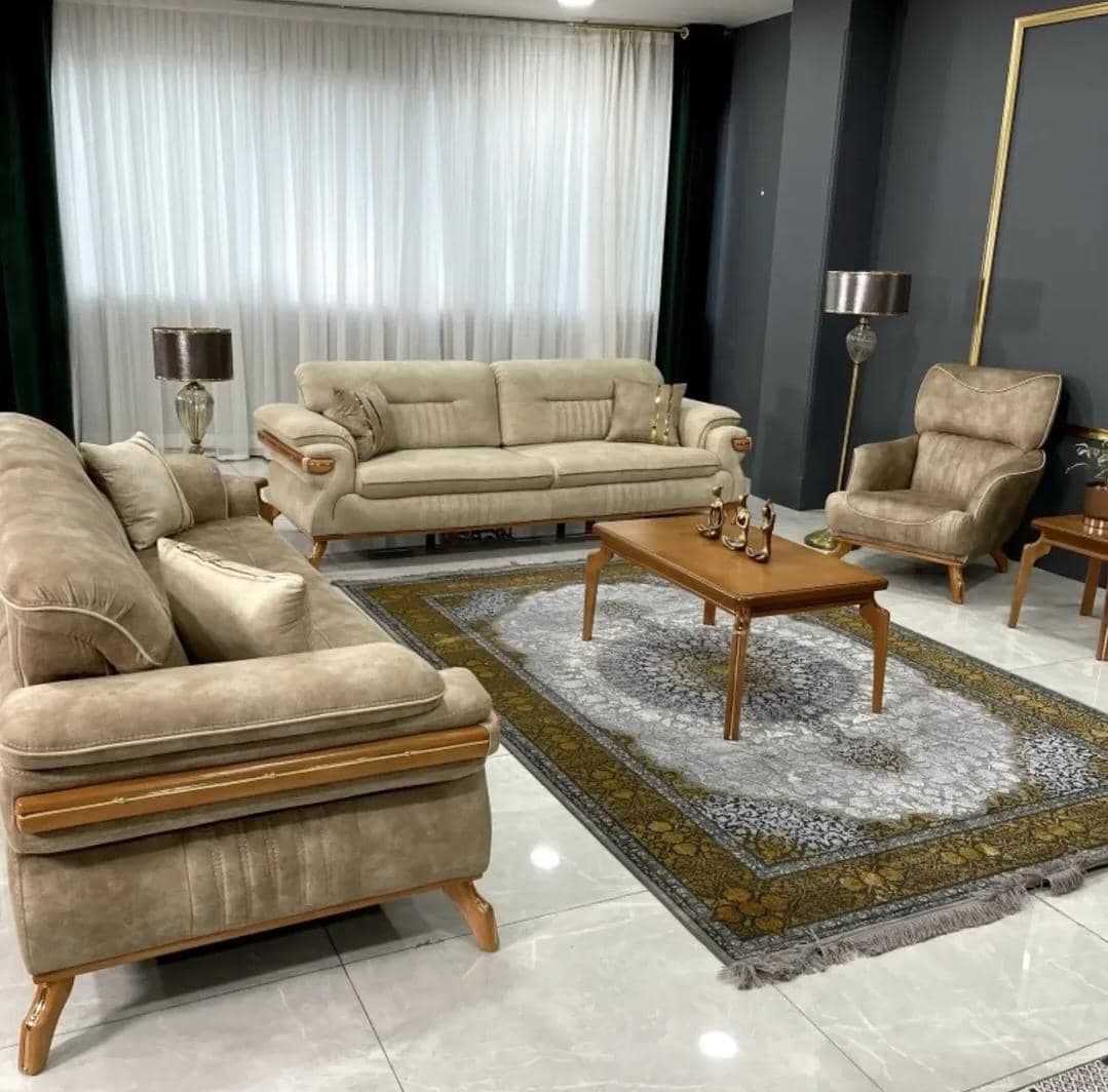 تولیدی مبلمان لوکس به مدیریت ابراهیمی در قم