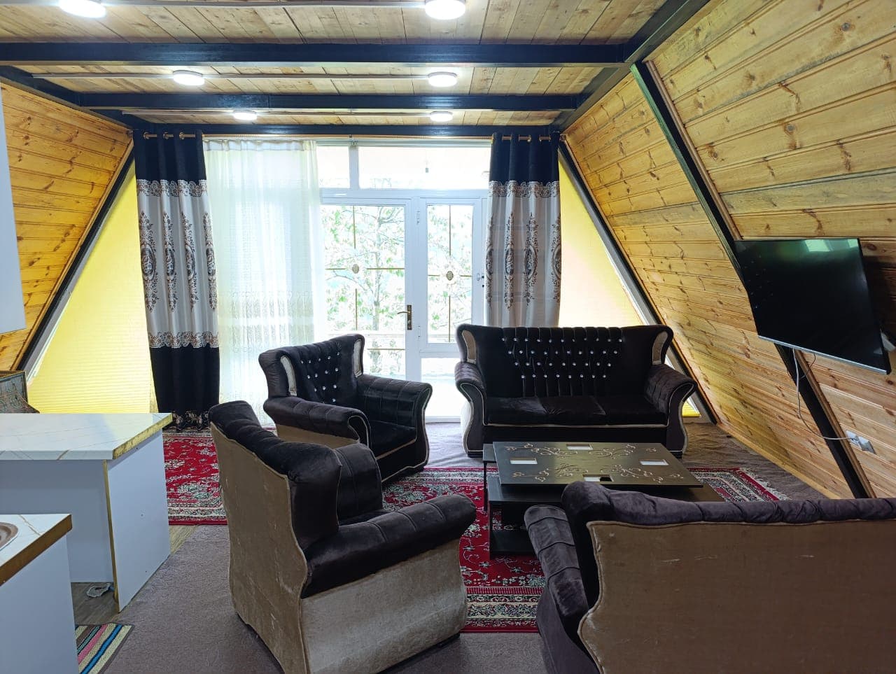 اجاره ویلا سوئیسی امید در تالش