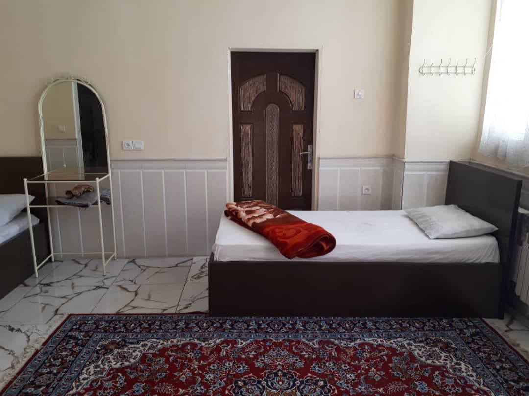 مجموعه اقامتی سنتی آسایش در قم