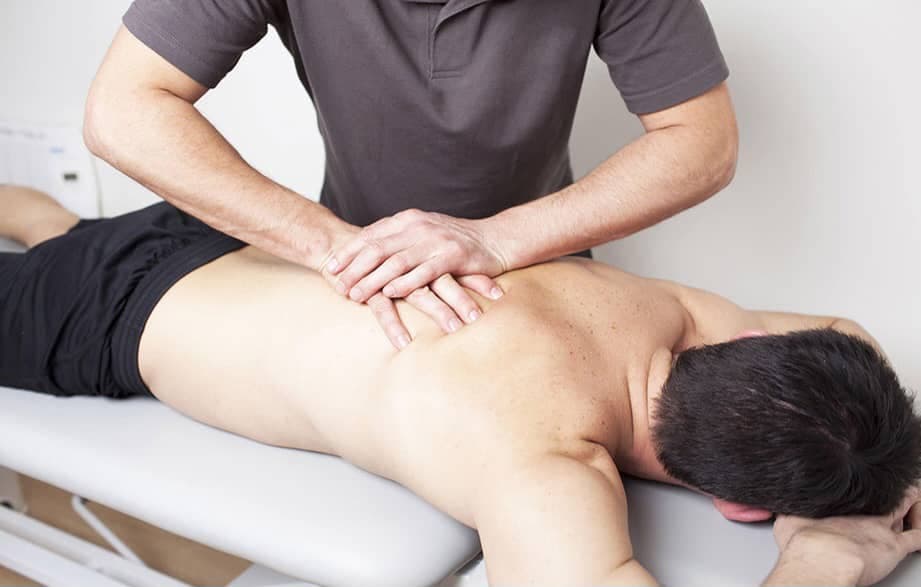 ماساژ درمانی اکبر جهانبخشی در صالح شهر