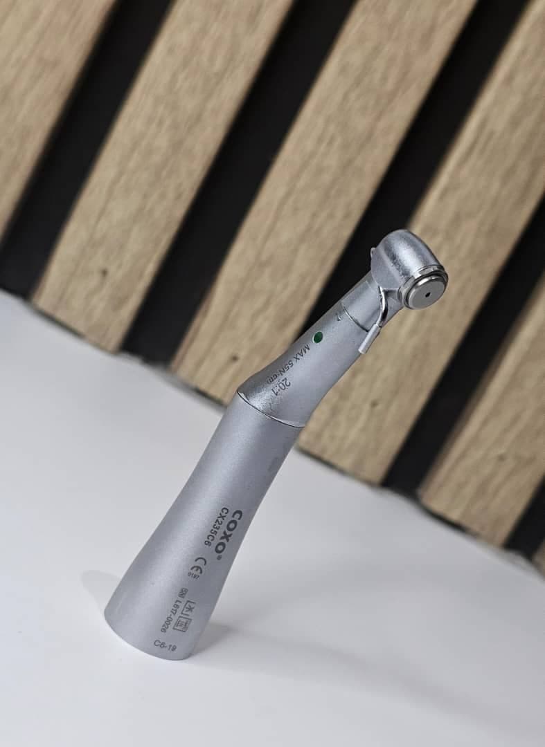 تعمیرات تجهیزات دندانپزشکی جاوید تجهیز در چهارراه ولیعصر تهران