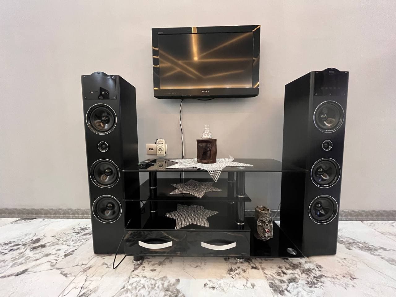 اجاره ویلا استخردار پامچال در کردان کرج