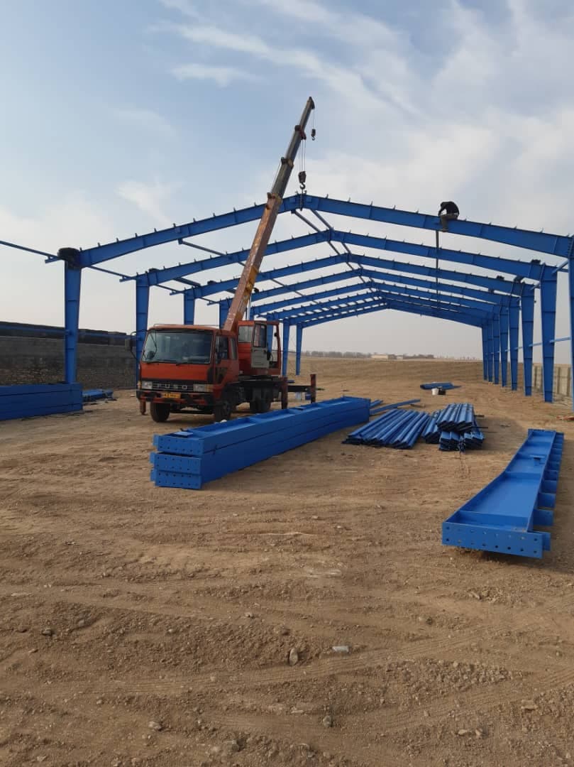 ساخت و نصب سوله سازه های فلزی زاگرس سوله صفری در همدان