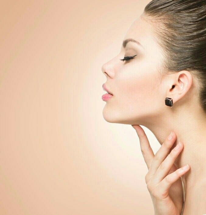 لیفت غبغب چیست؟